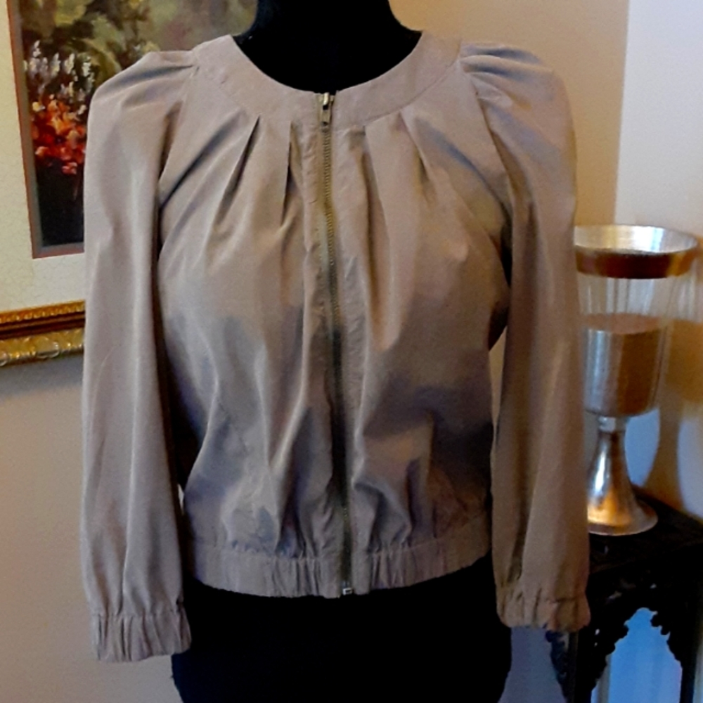 MOONLIGHT gray velvety soft short jacket 3/4 sleeve zip front elastic Small…EUC